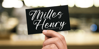 Brighton Chanels Font Poster 12