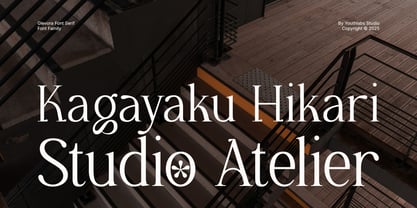 Glevora Font Poster 4