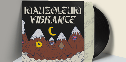 Croona Font Poster 7