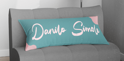 Gelmake Clencha Font Poster 7