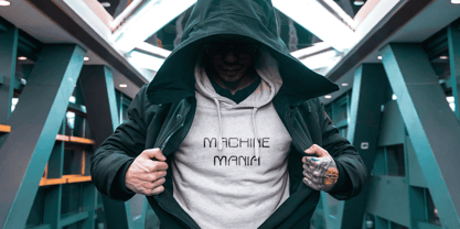 Bafline Blur Font Poster 5