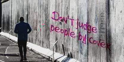 Spraynter Font Poster 4