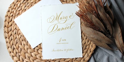 Marquise Font Poster 2