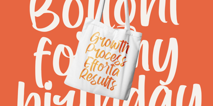 Kaplery Sparkle Font Poster 11