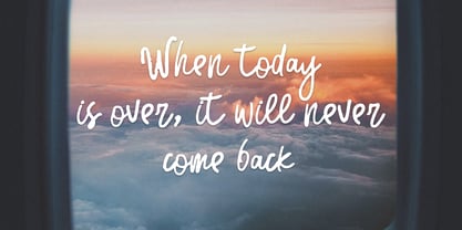 Spring Time Holiday Font Poster 3