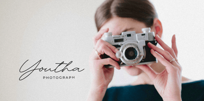 Bulgary Rose Font Poster 7