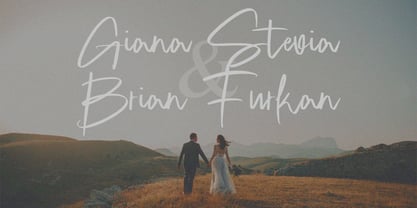 Love Grild Signature Font Poster 8