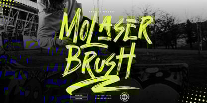 Molaser Brush Font Poster 1