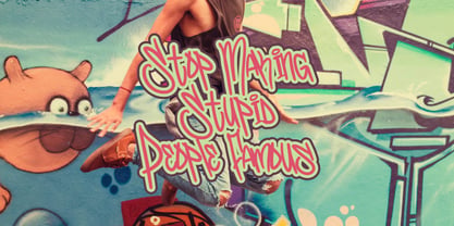 Kasmire Graffiti Font Poster 3