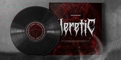 Critica Font Poster 7