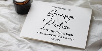 Hilanda Signature Font Poster 7