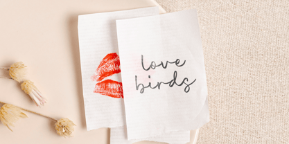 Queen Lorient Font Poster 5