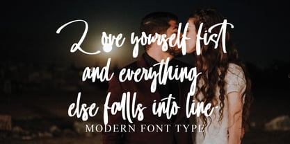 Suite Runthy Font Poster 5