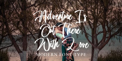 Suite Runthy Font Poster 3