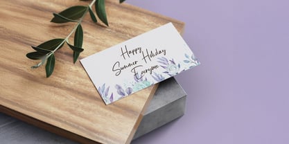 Sandy Lailyatir Font Poster 2