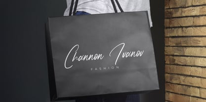 Fany Harlley Font Poster 5