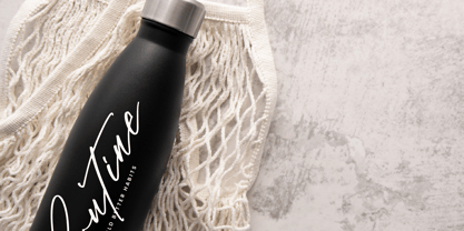 Bold Fade Font Poster 9