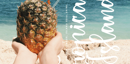 Dreams Pluffy Font Poster 11