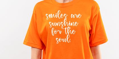 Dreams Pluffy Font Poster 2