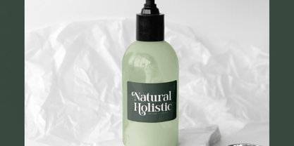 Majesty Goldera Font Poster 7