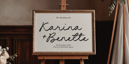 Lorieta Huxley Font Poster 5