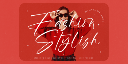 Petalik Glisten Font Poster 3