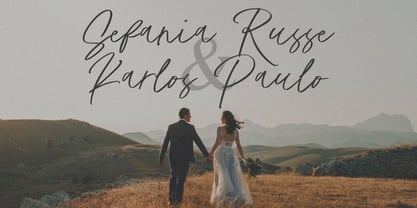 Mafisty Signature Font Poster 7