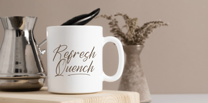 Qenithamy Blainora Font Poster 5