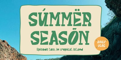 Munch Mallow Font Poster 5