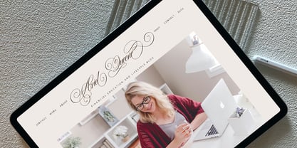 Dear Victoria Font Poster 5