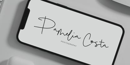 Esimply Signature Font Poster 3