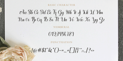 Hollique Font Poster 7