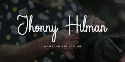 Moonlight Signature Font Poster 8