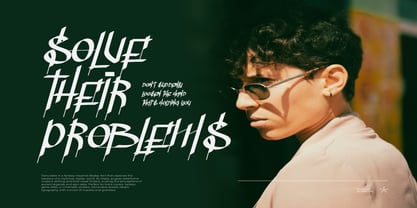 Danurdara Font Poster 9