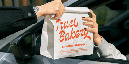 Crudents Font Poster 4