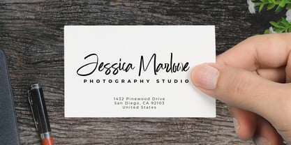 Ginho Hitam Font Poster 7