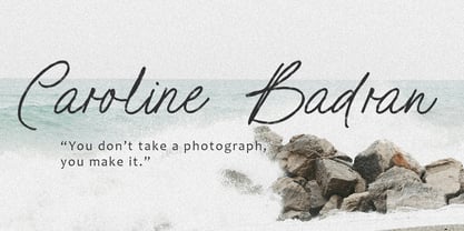 Sorriglina Font Poster 3