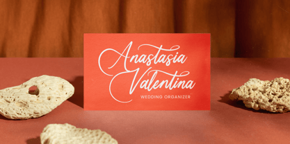 Uniquely Vifanite Font Poster 6