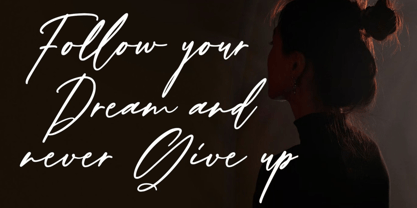 Rosmute Font Poster 15