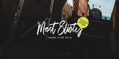 Husttle Rusty Font Poster 4