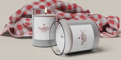 Amoure Font Poster 7