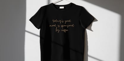 Rumble Honey Signature Font Poster 10