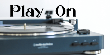 Dame un Grrr Font Poster 10