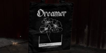 Manthra Klaussa Font Poster 7