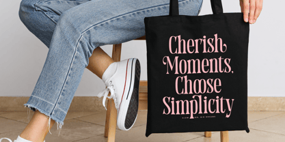 Holiday Foreste Font Poster 7