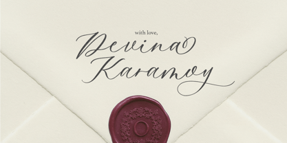 Dearly Heart Font Poster 7