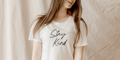 Busted Horizon Font Poster 3