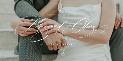 Angouriela Font Poster 2