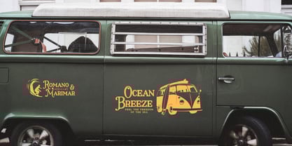 Love And Honey Font Poster 8