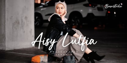 Nesta Mastone Font Poster 10